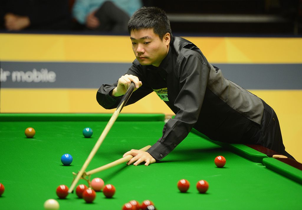 他没有像一 他没有像一